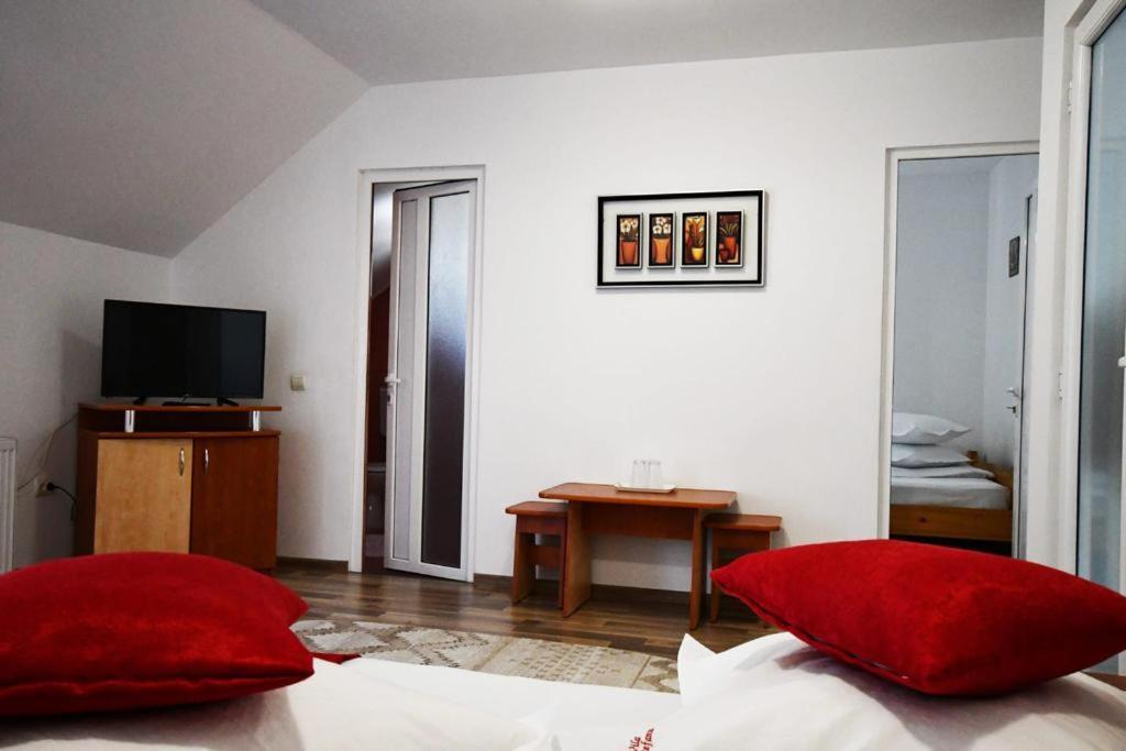 Casa Stefanut Hotell Moeciu De Sus Exteriör bild