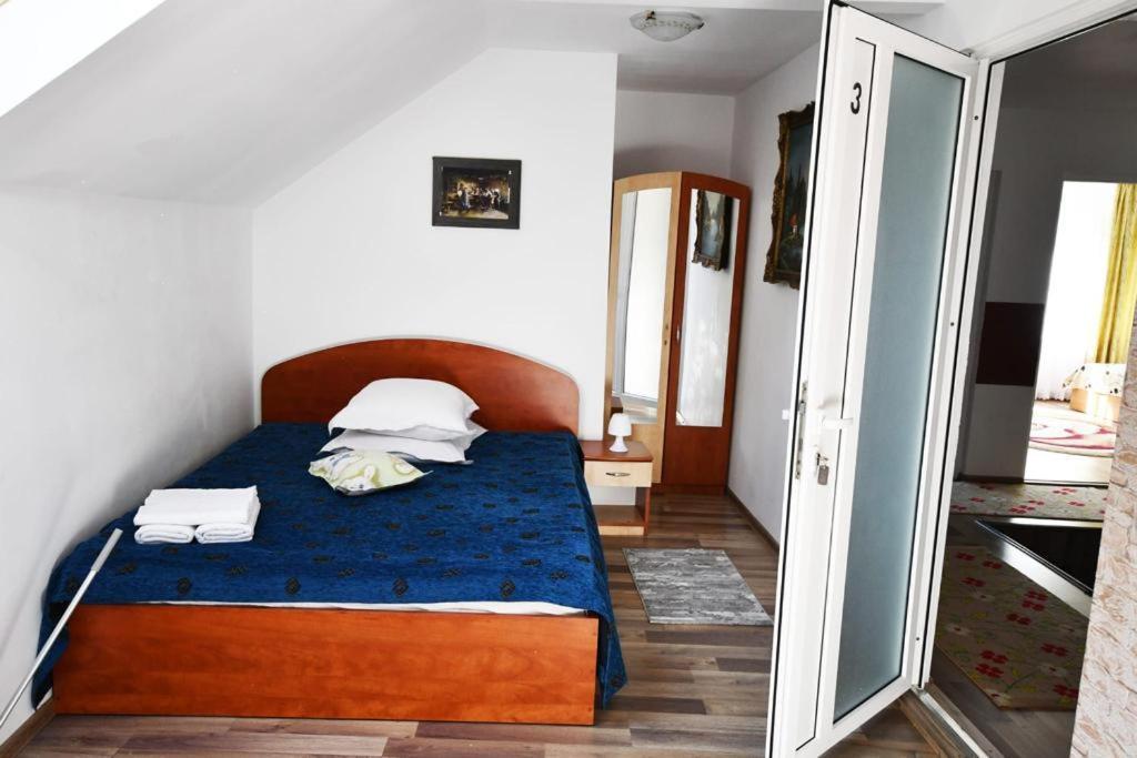 Casa Stefanut Hotell Moeciu De Sus Exteriör bild