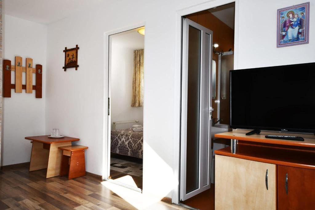 Casa Stefanut Hotell Moeciu De Sus Exteriör bild