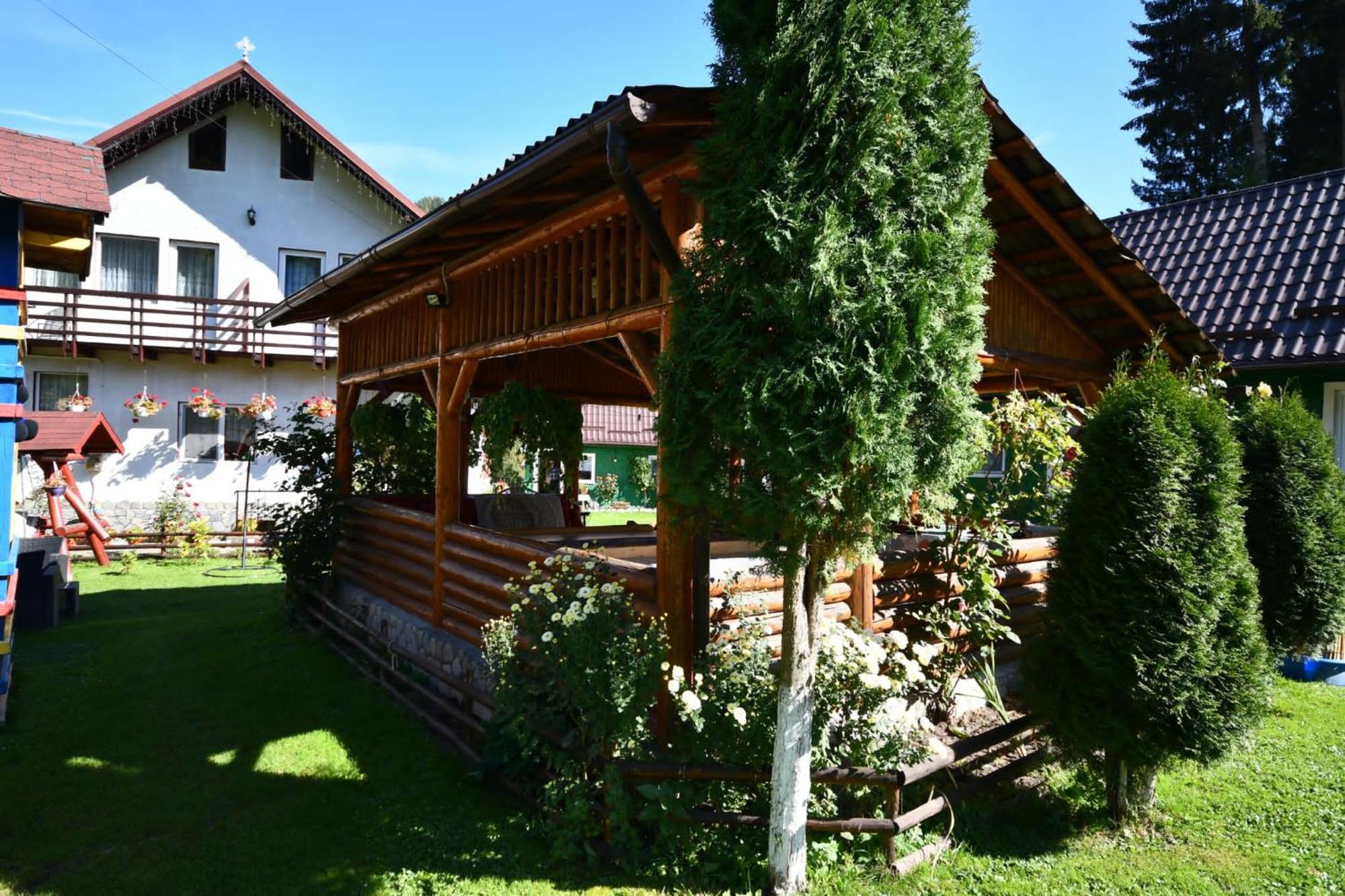 Casa Stefanut Hotell Moeciu De Sus Exteriör bild